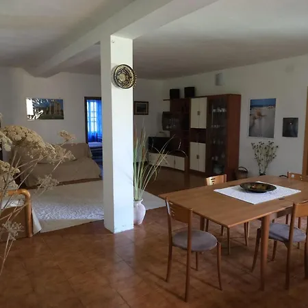 Holiday home Casa Vacanze Il Giardino Buggerru